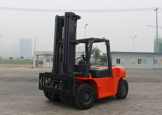 China 3 Stages Mast Hydraulic Diesel Manual Forklift Truck 3M - 6M Lifting Height supplier